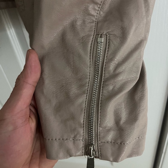 Brand new tan Bomber jacket women’s - Picture 6 of 11